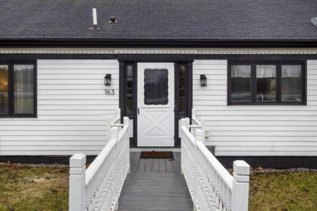 Cayuga Bungalow On Lake—Sleeps 13—Outdoor Firepit Lansing Exteriör bild
