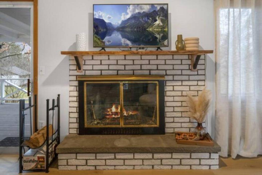 Cayuga Bungalow On Lake—Sleeps 13—Outdoor Firepit Lansing Exteriör bild